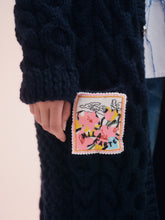 Cargar imagen en el visor de la galería, Cardigan Braids