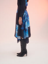 Cargar imagen en el visor de la galería, Falda Cosmos