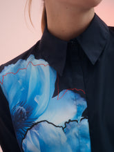 Cargar imagen en el visor de la galería, Camisa Cosmos