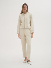 Cargar imagen en el visor de la galería, Campera Must