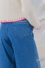 Cargar imagen en el visor de la galería, Jean Daisy Medusa