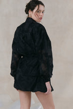 Cargar imagen en el visor de la galería, Campera Amara