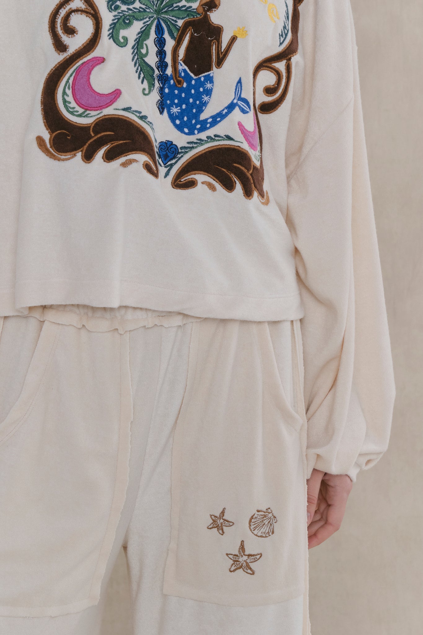 PRE ORDER // Buzo Sirenuse