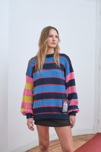 Cargar imagen en el visor de la galería, Sweater Stripes