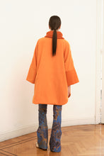 Cargar imagen en el visor de la galería, Poncho Coniferas