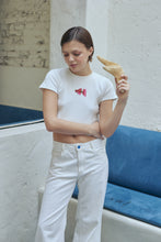 Cargar imagen en el visor de la galería, Remera Cala