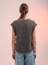 Cargar imagen en el visor de la galería, Chaleco Azalea