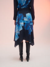 Cargar imagen en el visor de la galería, Falda Cosmos