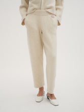 Cargar imagen en el visor de la galería, Pantalón Must