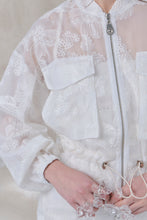 Cargar imagen en el visor de la galería, Campera Amara